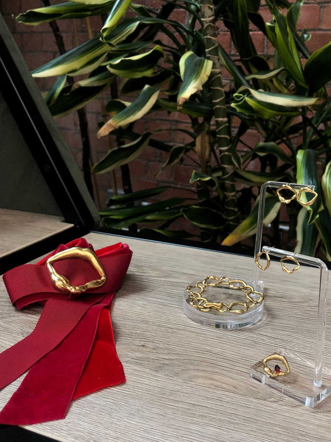 Antelucem Shines at Flokk Showroom for London Design Week